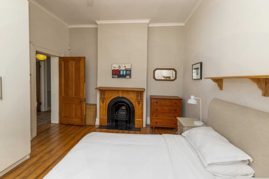 2 Bedroom Property for Sale in Claremont Western Cape